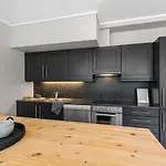 Leilighet Beautiful With 3 Bedrooms Sogndal