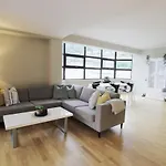 Leilighet Beautiful With 3 Bedrooms