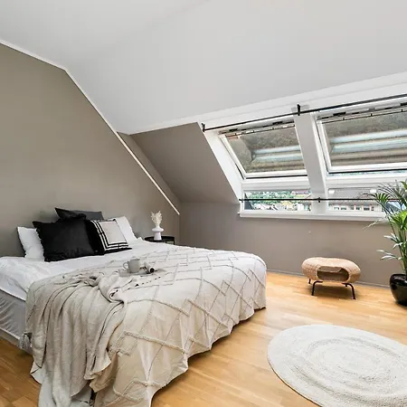 Apartment Beautiful With 3 Bedrooms *