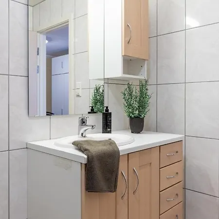 דירה Beautiful With 3 Bedrooms סוגנדל