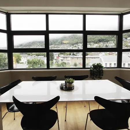 Apartment Beautiful With 3 Bedrooms Sogndal