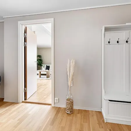 Beautiful With 3 Bedrooms Lägenhet *